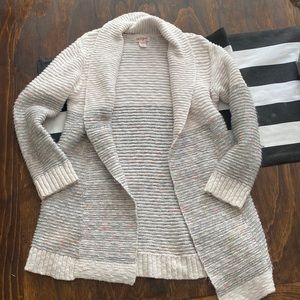 Girls Cat & Jack cardigan. S (6/6X)